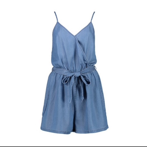 Anko woman’s denim playsuit. - Picture 7 of 8
